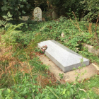 La tumba del abogado Ebbenezer Cob Marly en Londres.