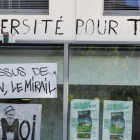 Pancartas en la Universidad de Toulouse.