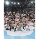 Los jugadores del Real Madrid celebran la conquista de la Copa del Rey. ADRIÁN RUIZ DEL HIERRO