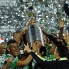 Los jugadores del Atlético Nacional celebran la conquista de la Copa Libertadores 2016.