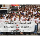 Más de medio millar de personas se concentraron en Villablino para protestar por la situación.