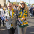 Rupert Murdoch y Jerry Hall, en el estadio de Twickenham (Londres), antes d la final del Mundial de rugbi entre Australia y Nueva Zelanda, el 31 de octubre del 2015.
