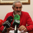 Matías Llorente, en solitario, enumeró nombres y vinculación política