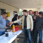 Alonso, durante la celebración del magosto en Bárcena.