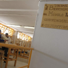 Presos de Villahierro, en León, realizando labores de trabajo en el interior de la cárcel. RAMIRO