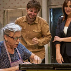 Kiti Mánver con Gorka Otxoa y Mélani Olivares en una escena de 'Juntos'. FIRMA