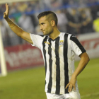 El último fichaje blanquiazul, Menudo, llega a la Deportiva procedente del Cartagena. LA VERDAD