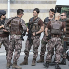 Miembros de las fuerzas especiales turcas, en la reunión de seguridad del país. TOLGA BOZOGLU