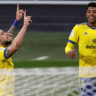 Negredo y Lozano firmaron los goles del triunfo del Cádiz frente al Alavés. JULIO MUÑOZ