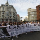Las mujeres de los mineros también les apoyaron ayer en León.