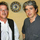 Nardi y Miguel Ángel en el comedor de su restaurante, el Adonías.
