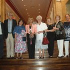 Isabel Carrasco, con los participantes del programa.