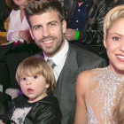 Shakira, acompañada de Piqué y sus dos hijos, Milan y Sasha, en la gala de Los 40 de principios de este mes.