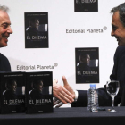 Tony Blair y José Luis Rodríguez Zapatero, durante la presentación de ‘El dilema’.
