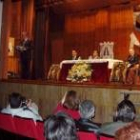 José Ramón Prieto, en un momento del pregón de Valencia de Don Juan, que congregó a numeroso público