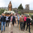 Procesión en torno al Santuario de la Peña. L. DE LA MATA