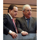 Amilivia y Encabo, en la tribuna.