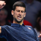 Djokovic celebra su truinfo ante Thiem en el estreno del Masters.