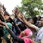 Refugiados de la etnia rohinyá piden ayuda en Ukhia, Bangladesh. ABIR ABDULLAH