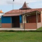 El servicio de Jardines está construyendo un gallinero para nuevas aves