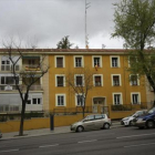 Fachada del edificio donde tiene su sede la Fundación Francisco Franco en Madrid.
