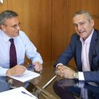 Fernández con el director general de Protección Civil en Valladolid.
