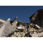 Una escuela senmiderruída en Amatrice tras el terremoto de Italia.