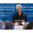 La directora del FMI, Christine Lagarde, durante su discurso ante la Sociedad Alemana de Política Exterior, este lunes, en Berlín.