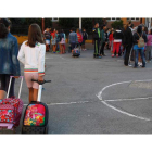 Los escolares regresaron ayer a las aulas; en la foto, el Colegio Cervantes.