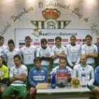 La plantilla del Betis manifestó su repulsa por el botellazo a Armando