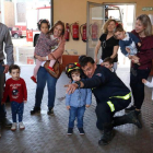 La visita de los niños a los Bomberos de León