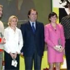 Manuel Martínez, (izquierda), durante el acto de entrega de los premios