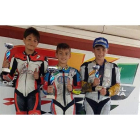 Sergio González, en lo alto del podio de Supermotard 65. DL