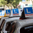 Protesta de autoescuelas en Barcelona, este martes, 18 de julio.