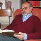 El profesor jesuita Horacio Simian-Yofre, momentos antes de la charla que ofreció en Cistierna