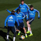 Modric, en el centro, en el entrenamiento del Madrid en la Ciudad Deportiva de Valdebebas. R. JIMÉNEZ
