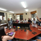 PP y PSOE votando juntos en el Pleno de agosto de 2019. AFB