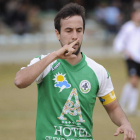 Bandera se erigió en el principal estilete ofensivo del Astorga anotando dos goles a la Segoviana.