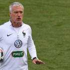 Didier Deschamps, durante un entrenamiento con la selección