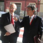 Jaime González, Mantero, el alcalde, Jesús Esteban, y Silvia Franco, ayer en Bembibre.
