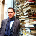 El escritor francés de origen aragonés Romain Puértolas