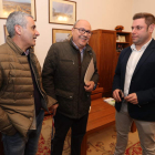Juan Carlos Fernández, Sigifredo Verdial e Iván Alonso. L. DE LA MATA