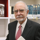 El escritor y académico de la RAE José María Merino. EFE