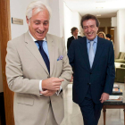 De Santiago-Juárez con el presidente del TSJ de Castilla y León.