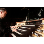 Olivier Latry, organista de la catedral de Notre Dame, durante el recital que dio el año pasado en el Festival de Órgano de León. FERNANDO OTERO