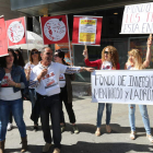 Los empleados de Los Telares en Ponferrada protestaron en 2015 por el impago de salarios. DE LA MATA