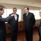 Herrera se reunió con el ministro de Obras Públicas, Mario Lino