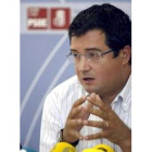 Óscar López mostró su desacuerdo con la Junta, ayer en Valladolid