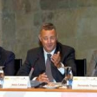 Pedro Arahuetes, Jesús Caldera y Fernando Trejos, en un momento de la inauguración de la cumbre
