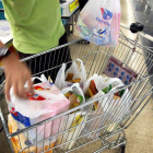 El consumo de alimentos subió un 5,9% en julio en los hogares españoles.